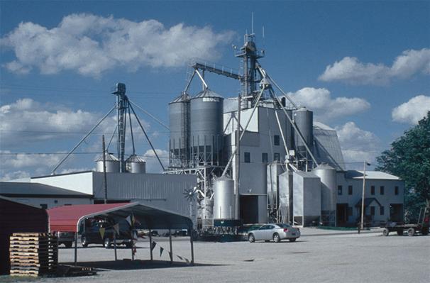 Milan Center Feed & Grain
